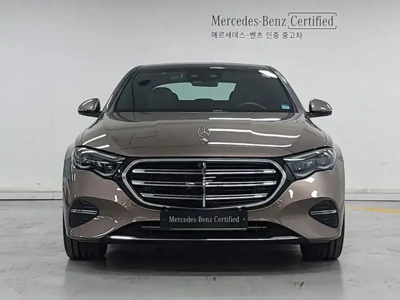 2025 Mercedes-Benz E-Класс с пробегом 10 305 км
