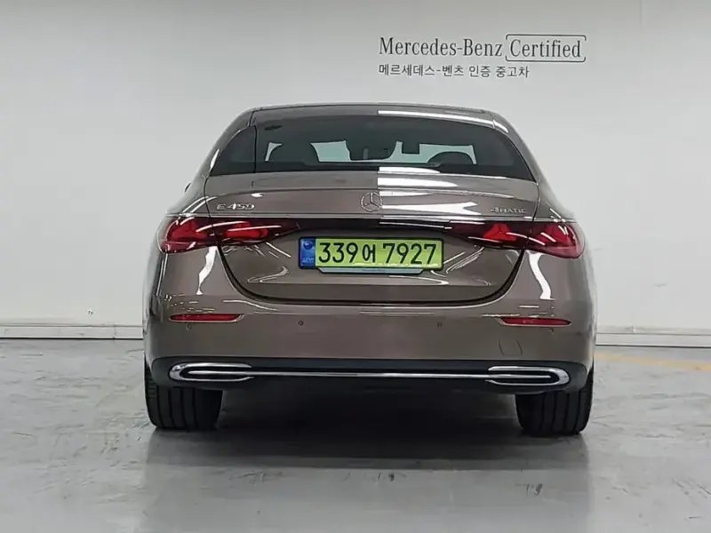 2025 Mercedes-Benz E-Класс с пробегом 10 305 км
