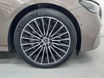 2025 Mercedes-Benz E-Класс с пробегом 10 305 км