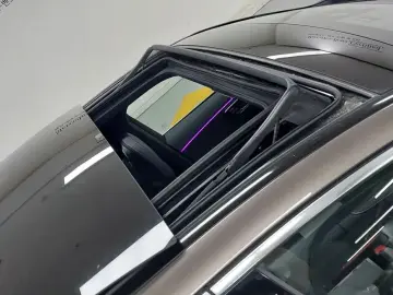 2025 Mercedes-Benz E-Класс с пробегом 10 305 км