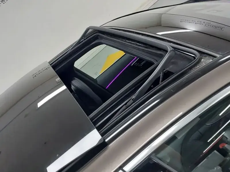 2025 Mercedes-Benz E-Класс с пробегом 10 305 км