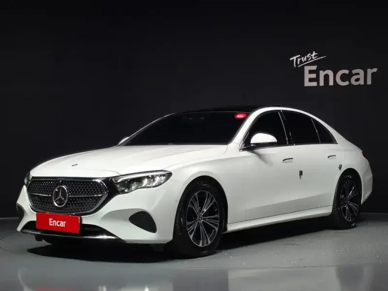 2024 Mercedes-Benz E-Класс с пробегом 12 449 км