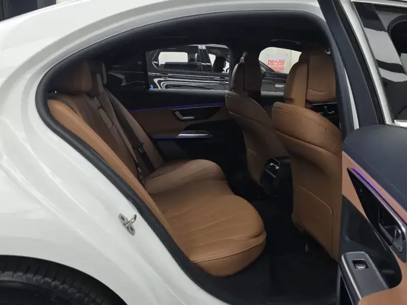 2024 Mercedes-Benz E-Класс с пробегом 12 449 км