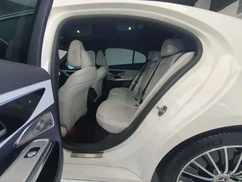 2026 Mercedes-Benz E-Класс с пробегом 5 200 км