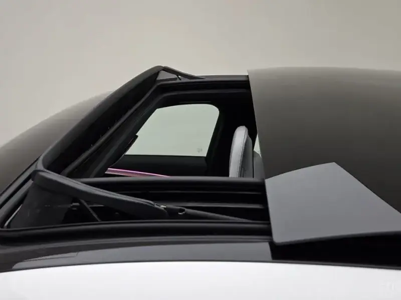 2025 Mercedes-Benz E-Класс с пробегом 3 839 км