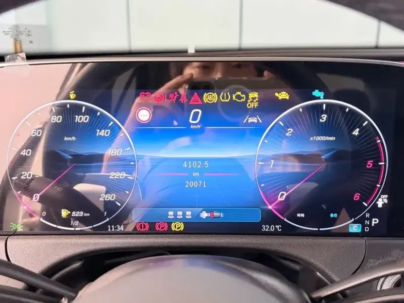 2024 Mercedes-Benz E-Класс с пробегом 20 070 км