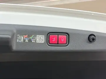 2024 Mercedes-Benz E-Класс с пробегом 20 070 км