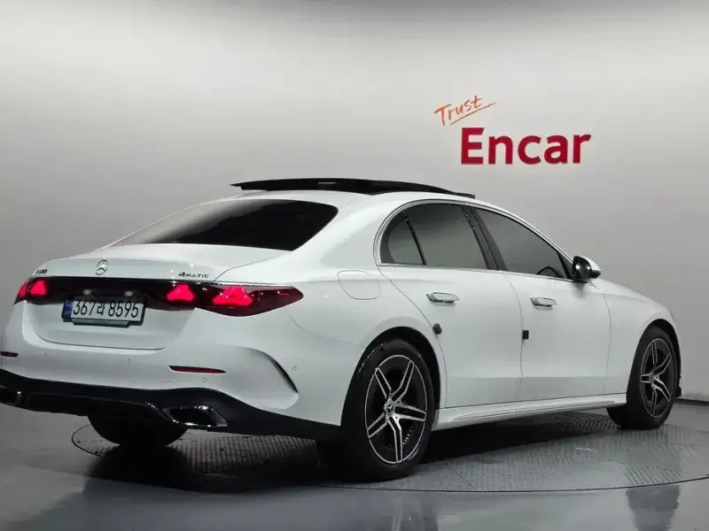 2024 Mercedes-Benz E-Класс с пробегом 47 842 км