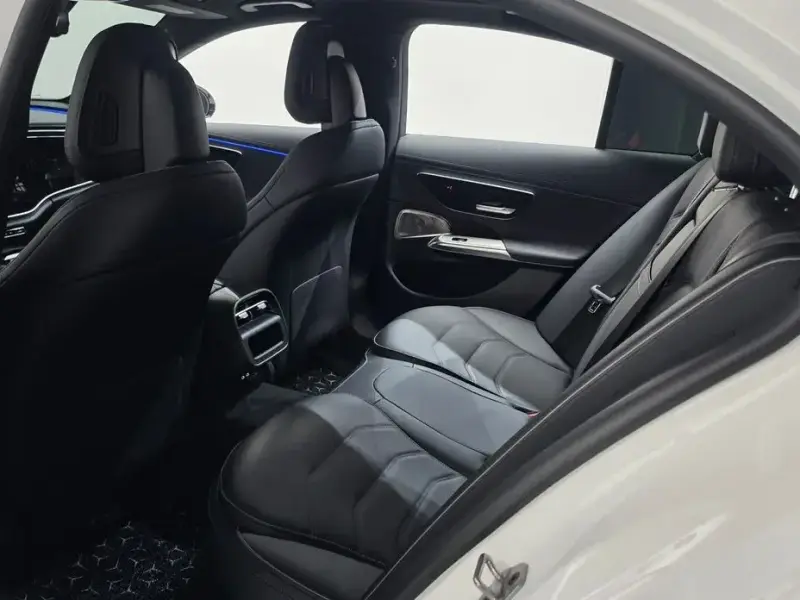 2024 Mercedes-Benz E-Класс с пробегом 47 842 км