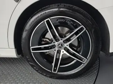 2024 Mercedes-Benz E-Класс с пробегом 47 842 км