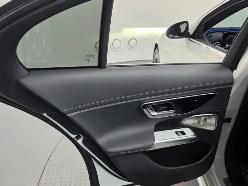 2024 Mercedes-Benz E-Класс с пробегом 47 842 км