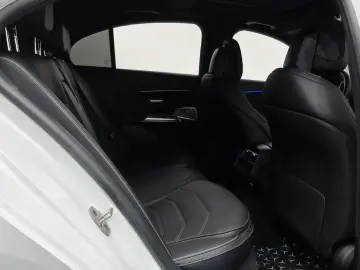 2024 Mercedes-Benz E-Класс с пробегом 47 842 км