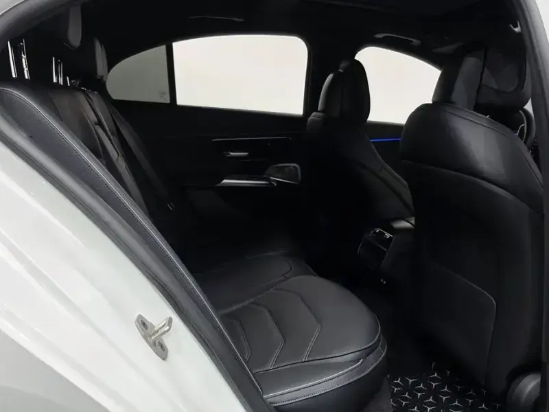 2024 Mercedes-Benz E-Класс с пробегом 47 842 км