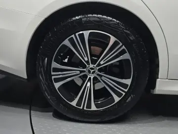 2025 Mercedes-Benz E-Класс с пробегом 4 447 км