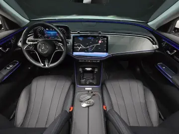 2025 Mercedes-Benz E-Класс с пробегом 4 447 км