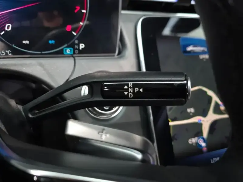 2025 Mercedes-Benz E-Класс с пробегом 4 447 км