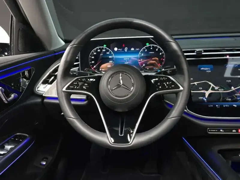 2025 Mercedes-Benz E-Класс с пробегом 4 447 км