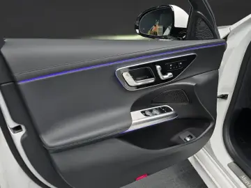 2025 Mercedes-Benz E-Класс с пробегом 4 447 км