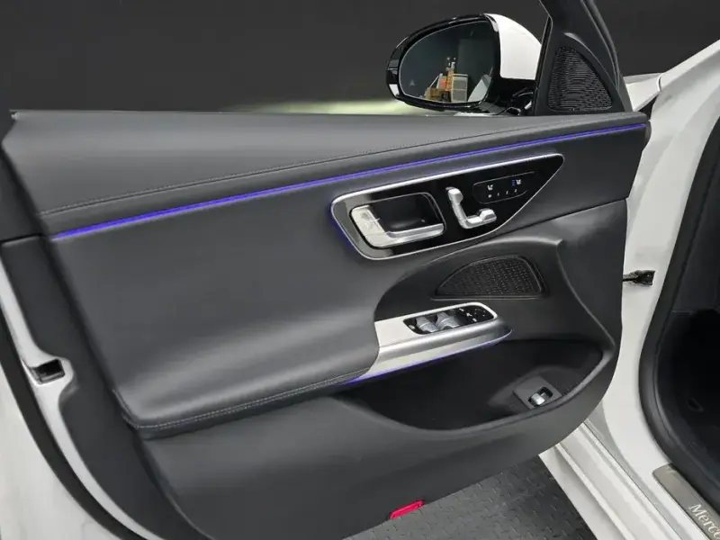 2025 Mercedes-Benz E-Класс с пробегом 4 447 км