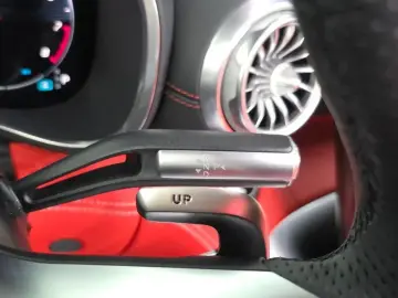2025 Mercedes-Benz SL-Класс AMG с пробегом 16 347 км