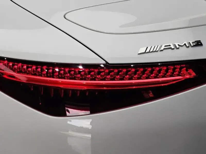 2025 Mercedes-Benz SL-Класс AMG с пробегом 8 588 км