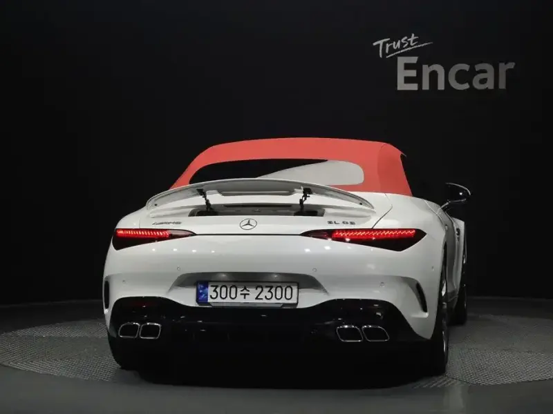 2023 Mercedes-Benz SL-Класс AMG с пробегом 8 567 км
