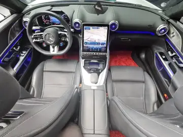 2023 Mercedes-Benz SL-Класс AMG с пробегом 8 567 км
