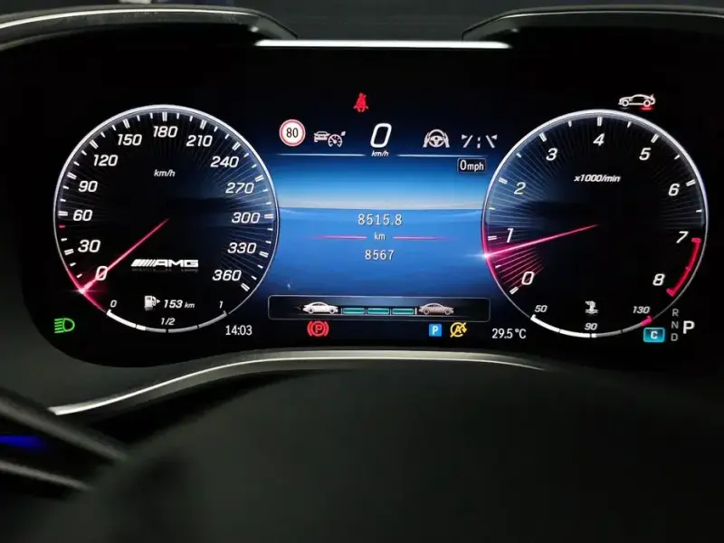 2023 Mercedes-Benz SL-Класс AMG с пробегом 8 567 км
