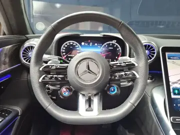 2023 Mercedes-Benz SL-Класс AMG с пробегом 8 567 км