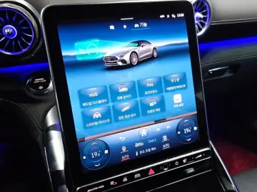 2023 Mercedes-Benz SL-Класс AMG с пробегом 8 567 км
