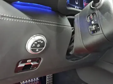 2023 Mercedes-Benz SL-Класс AMG с пробегом 8 567 км