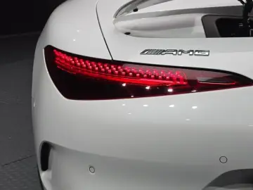 2023 Mercedes-Benz SL-Класс AMG с пробегом 8 567 км