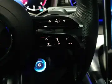 2023 Mercedes-Benz SL-Класс AMG с пробегом 8 567 км