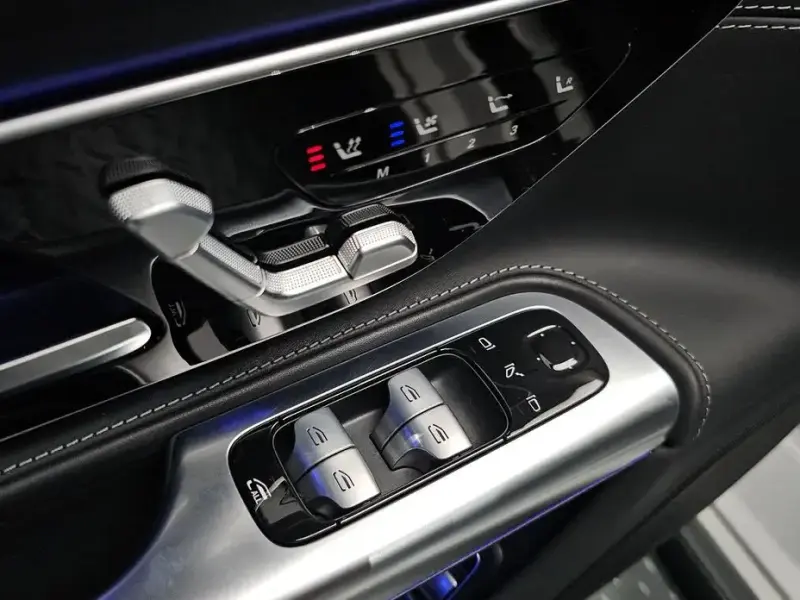 2023 Mercedes-Benz SL-Класс AMG с пробегом 8 567 км