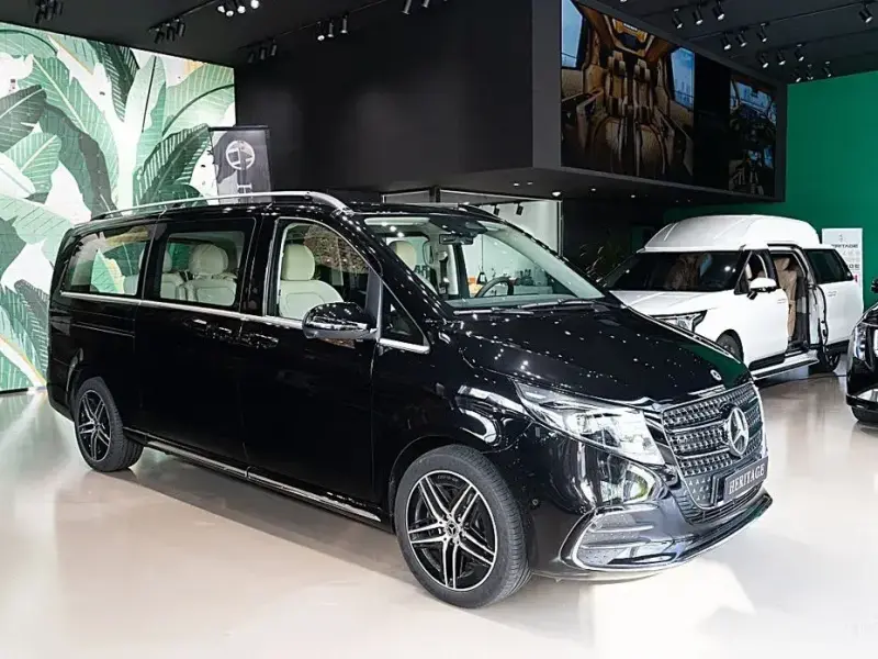 2025 Mercedes-Benz V-Класс с пробегом 15 км