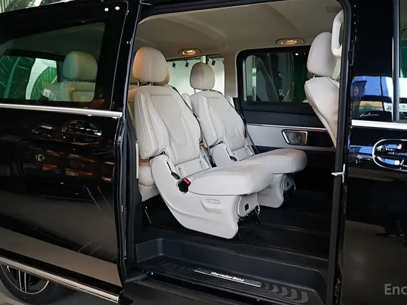 2025 Mercedes-Benz V-Класс с пробегом 15 км