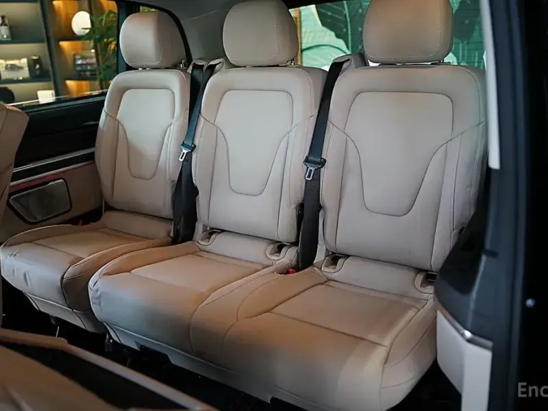 2025 Mercedes-Benz V-Класс с пробегом 15 км
