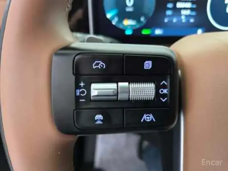 2024 Hyundai Santa Fe с пробегом 15 561 км