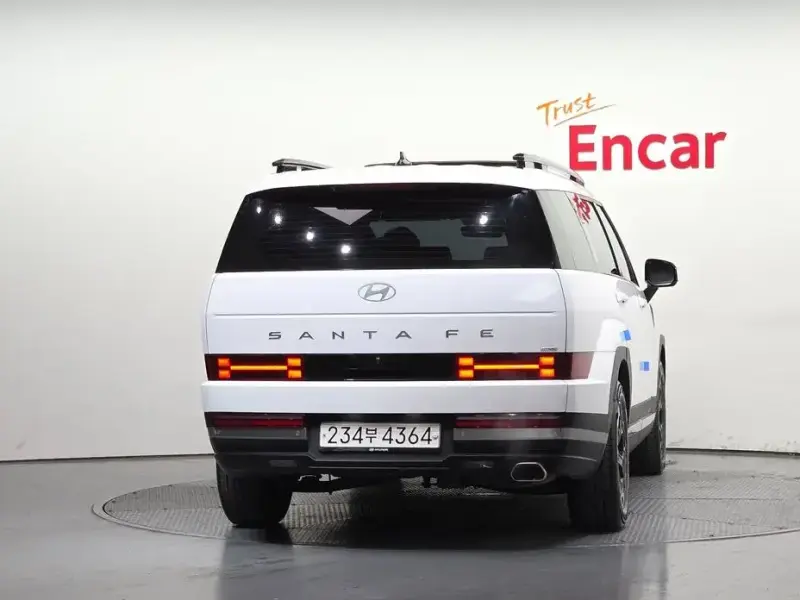 2023 Hyundai Santa Fe с пробегом 42 770 км