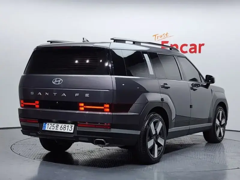 2024 Hyundai Santa Fe с пробегом 11 926 км