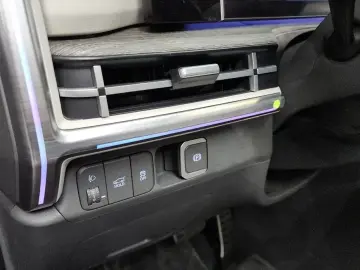 2024 Hyundai Santa Fe с пробегом 11 926 км
