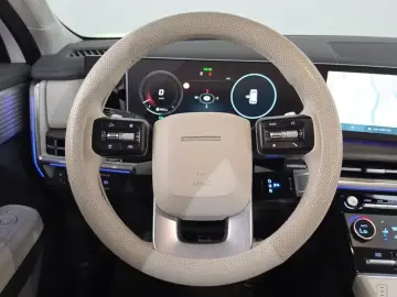 2024 Hyundai Santa Fe с пробегом 68 982 км