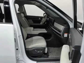 2024 Hyundai Santa Fe с пробегом 68 982 км