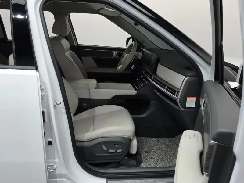 2024 Hyundai Santa Fe с пробегом 68 982 км
