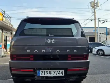 2023 Hyundai Santa Fe с пробегом 36 000 км