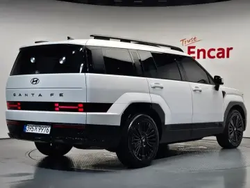 2025 Hyundai Santa Fe с пробегом 9 030 км