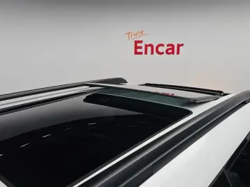 2025 Hyundai Santa Fe с пробегом 9 030 км