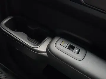2025 Hyundai Santa Fe с пробегом 9 030 км