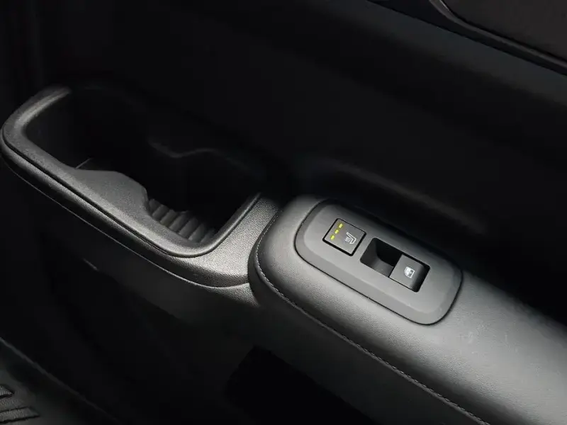 2025 Hyundai Santa Fe с пробегом 9 030 км