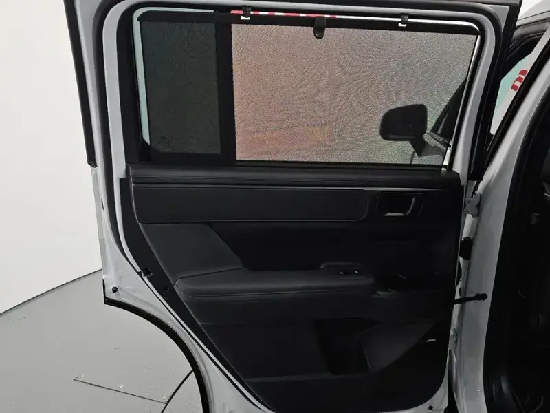 2025 Hyundai Santa Fe с пробегом 9 030 км